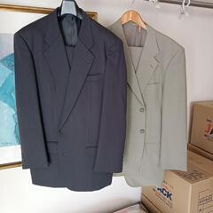 男性用スーツ