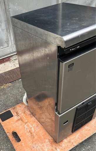 【動確済み】ホシザキ 業務用 全自動　製氷機 IM-25M 25キロ アンダーカウンター 業務用製氷機 キューブアイスメーカー 厨房機