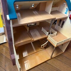 値下げ！シルバニアファミリー　大きな家の画像