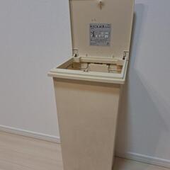 ゴミ箱　ダストボックス(2つセットで)の画像