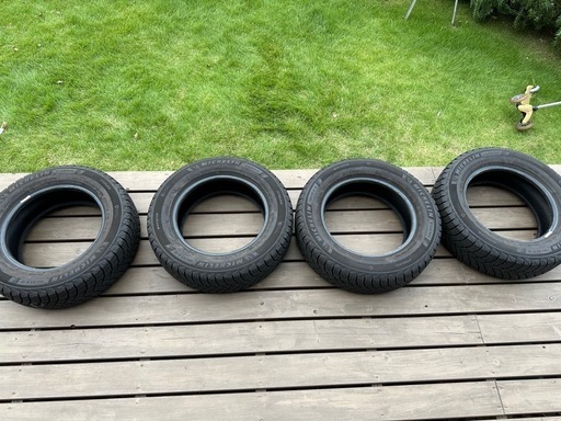 スタッドレスタイヤ　MICHELIN X-Ice 195/65R15 スタッドレス
