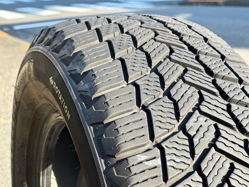 スタッドレスタイヤ　MICHELIN X-Ice 195/65R15 スタッドレス