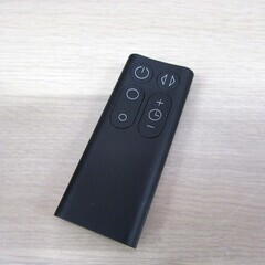 ダイソン AM06 テーブルファン 300mm 2019年製 リモコン付属 エアマルチプライアー 羽無し 扇風機 家電 Dyson 苫小牧西店 の画像