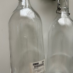 IKEA ふた付き クリアガラス、注ぎ口の画像