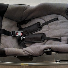 【最終値下】KATOJI  バウンサー（バウンサー用テーブル付き）の画像