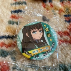 名探偵コナン　鬼滅の刃　缶バッヂ４つの画像