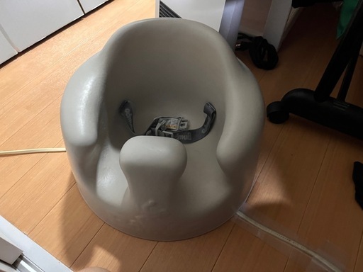 【値下げ可能
】Bumbo ベビーチェア ベビーソファ