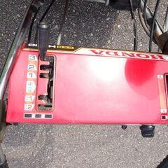 ★石川発　HONDA　スノーラ HS80　除雪機　エンジン始動確認済み　セル　リコイル　ゴムキャタ無し　ジャンク　直接引取りのみ　売切り JJA58HONDA ホンダ スノーラ HS70 小型除雪機始動、走行、オーガ