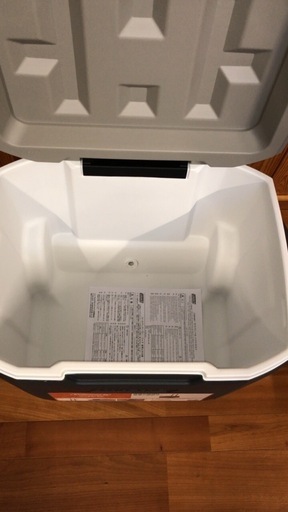 新品⭐︎Coleman クーラーボックス アルペン限定カラー 　コールマン