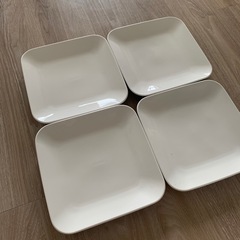 ニトリ大皿４枚まとめて🥐🥗🥞
