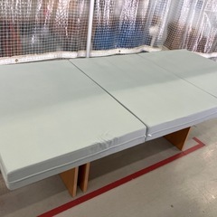 3つ折りマットレス⭐︎特価品⭐︎【194】の画像