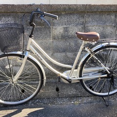 【26インチ自転車】美品❗️変速なし　前後タイヤ、前カゴ新品❗️LEDライト仕様❗️若林自転車　浜大津店　SALE中❗️の画像