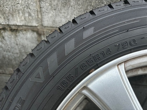 スダットレスタイヤホイール付き