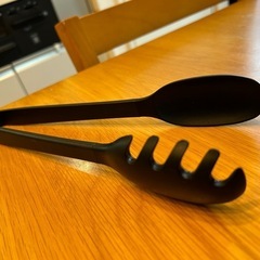 無印良品　シリコン調理用トング