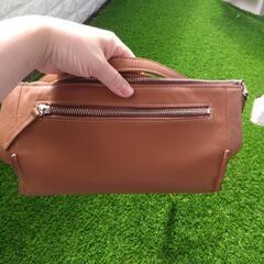 本革ショルダーバック👜の画像