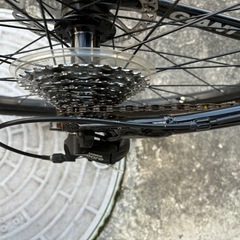 【即乘】送料無料GUANT クロスバイクAir超軽量9.6キロ SRAM 24速 GIANT クロスバイク CROSTAR 24段変速 700 Mアルミ ブラック 配送無料