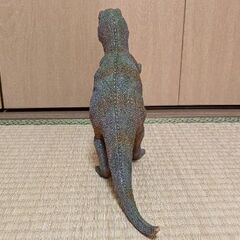 恐竜（ティラノサウルス）のフィギュアの画像
