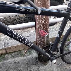 trek　7.3fx クロスバイク　自転車 