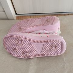 無料で差し上げます　フルーツ柄の上靴　16.0センチ　子供靴の画像