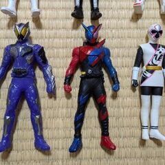 仮面ライダーや戦隊ヒーローシリーズのフィギュア等の画像