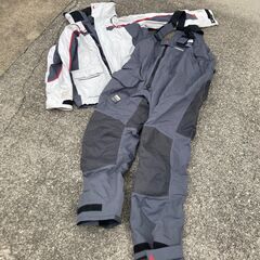 MUSTO ヨットウエア　釣りやバイクでも