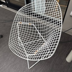ダイアモンドチェアの画像