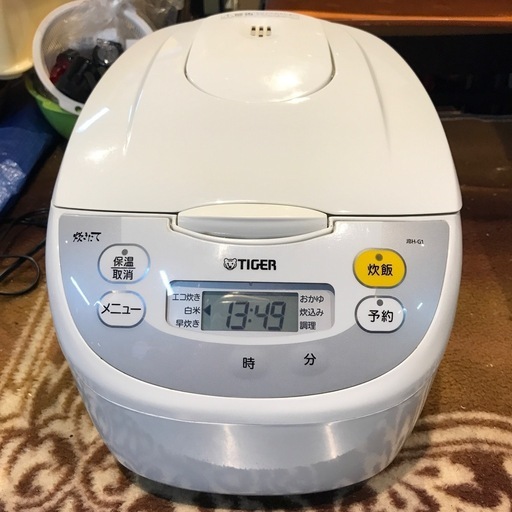 【引き取り限定】中古品　タイガー　マイコン炊飯ジャー　2019年製