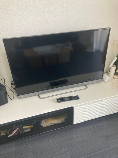 《TOSHIBA》テレビ　40型