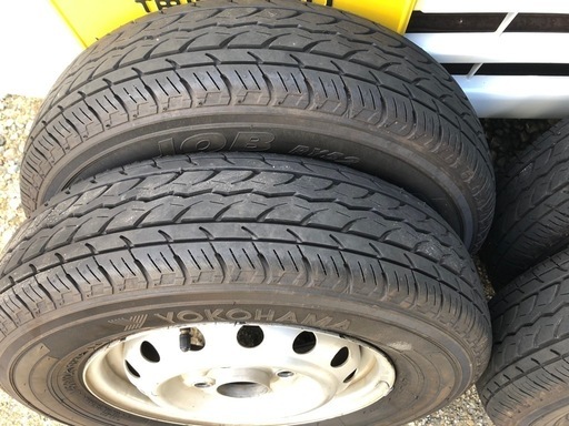 ヨコハマ　145R12 6PR バリ目　JOB RY52