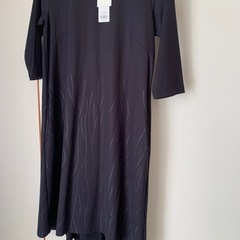 レディース黒ワンピース結婚式冠婚葬祭の画像