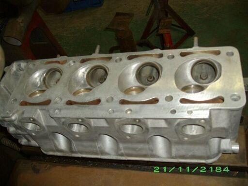 BMW-2002-TIIシリンダーヘツト販売