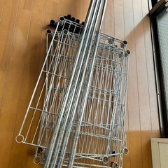 スチールラックの画像