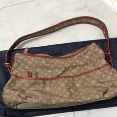 russetラシット ショルダーバッグ