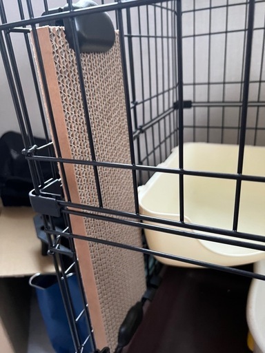 猫用ゲージ(爪とぎ付)＆デオトイレ(砂付（シートは無いです)