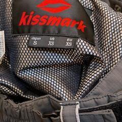 キスマークスキー・ボードウェア下の画像