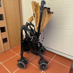 コンビ A型　ベビーカーの画像