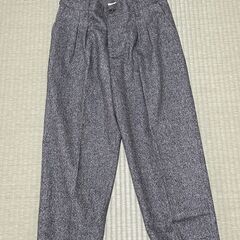 メルローズ　サイズ３(M)　ツィード地アンクルパンツ　未使用です