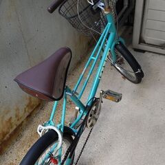 折りたたみ自転車のような自転車