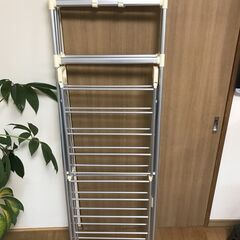 ランドリースタンド　折り畳み物干し台の画像