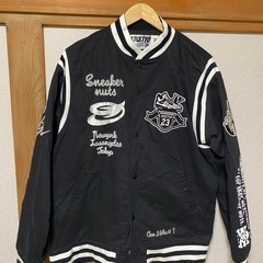 KIKS TYO  ×  ほしのあき  限定コラボスタジャン
