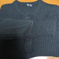 黒厚手セーター