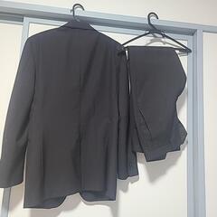 男性用スーツの画像