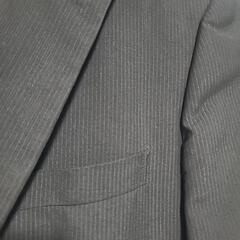 男性用スーツの画像