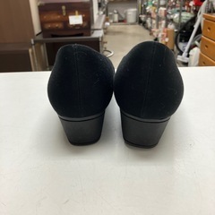 ☆値下げ☆K2411-150 NUOVO パンプス レディース 22.5cm ブラック 中古美品の画像