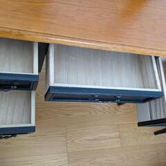 アンティーク調 ドレッサーの画像