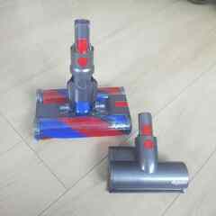 ★お値下げ中★動作良好・ダイソン・dyson・大人気の掃除機・オムニグライドSV19・バッテリー良好★の画像