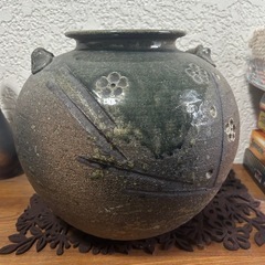 でかい壺