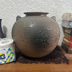 でかい壺の画像