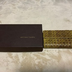 ボッテガヴェネタ　長財布　パイソン　イントレチャート　イエロー ...