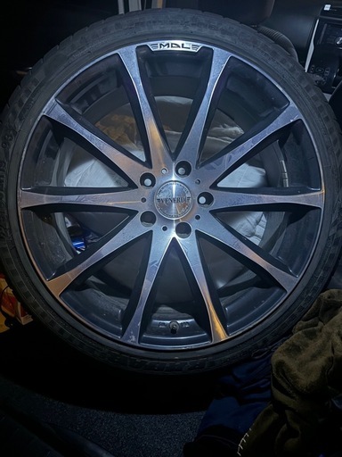 アルミホイール 19インチ